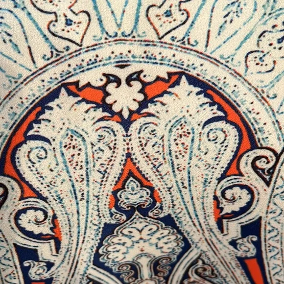 Dress - Picture 5 of 8